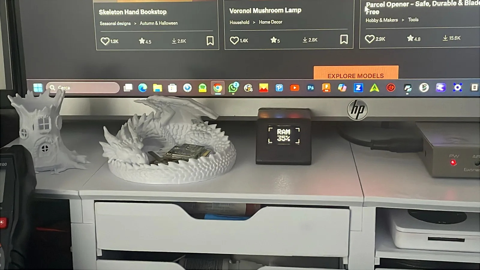System-Monitor für Windows 11 (OLED-Display)