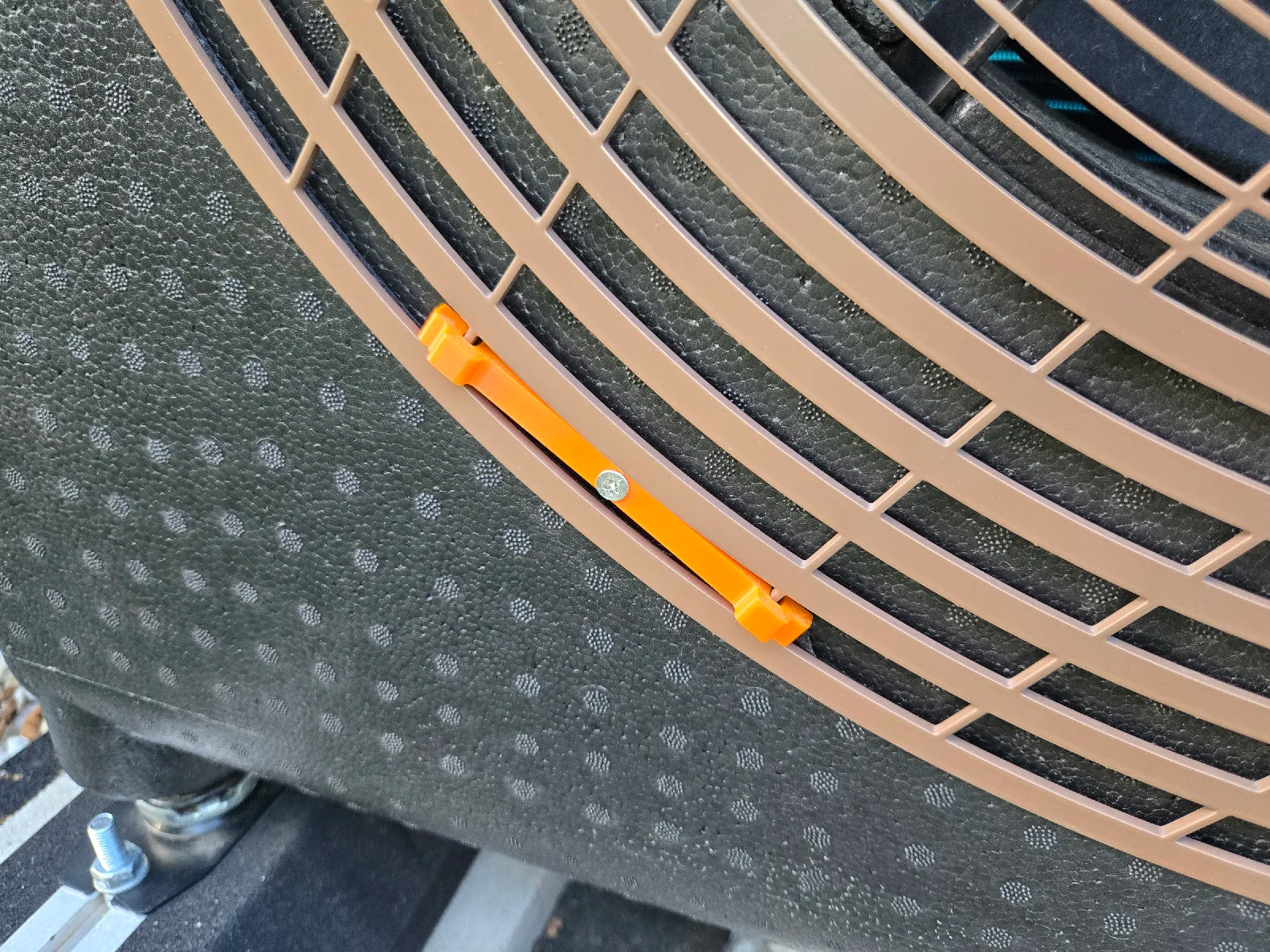 WeHeat Sparrow Lüfterhauben-Klemme