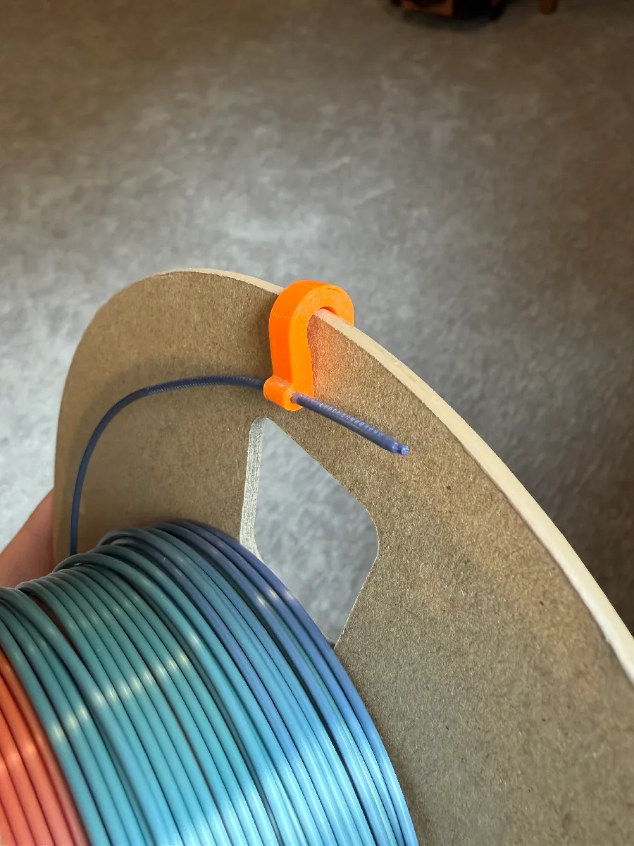 Universeller Filament-Clip – "Print in Place" Lösung
