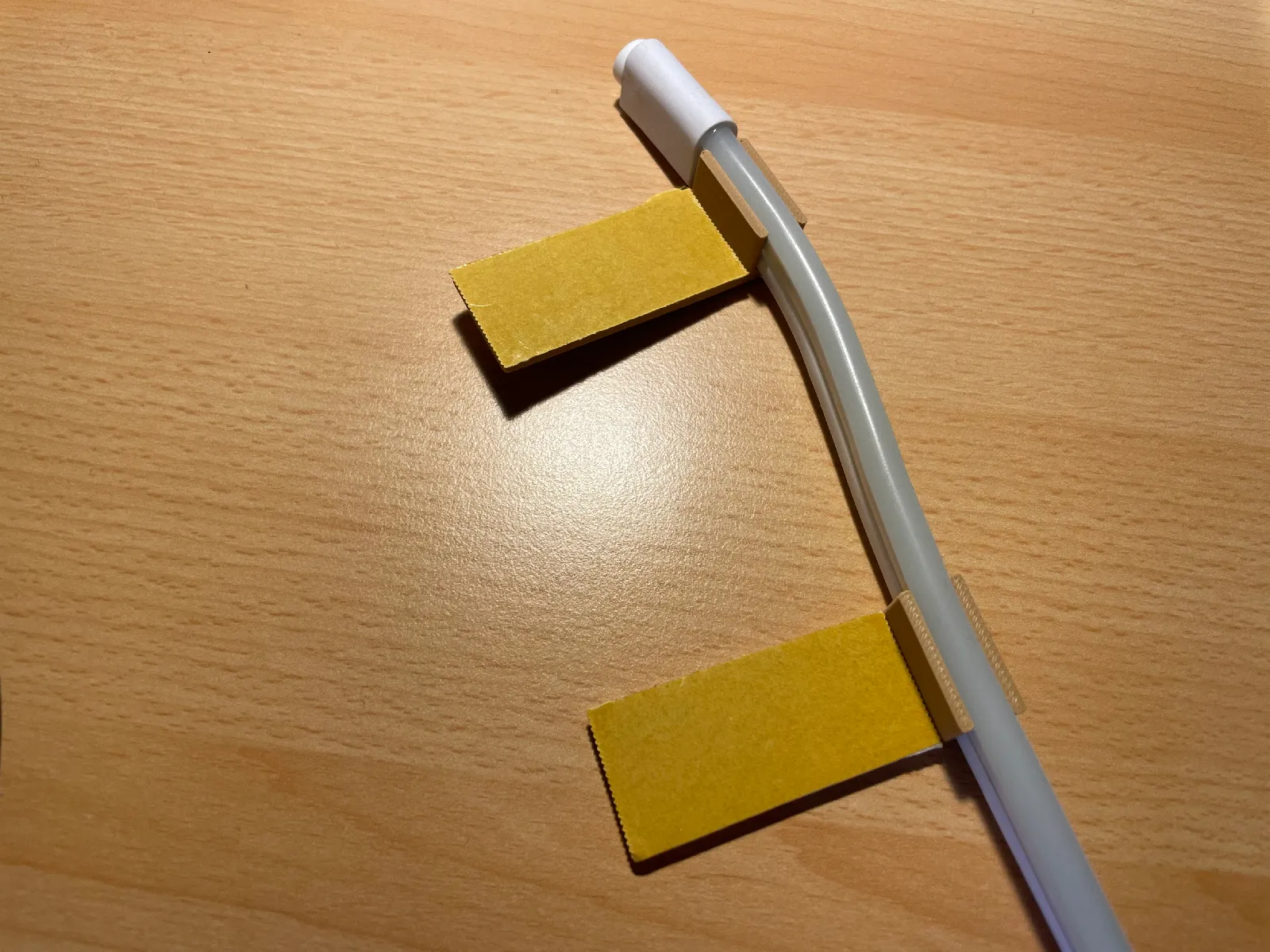 LED-Lichtschlauch Tischhalterung