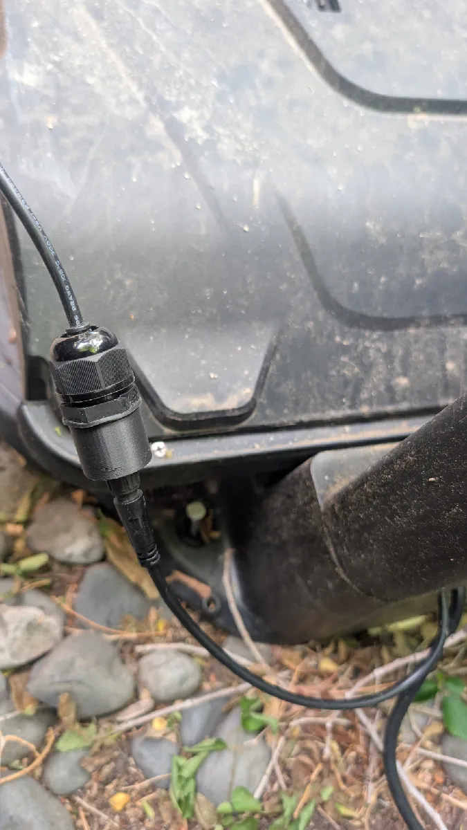Wasserdichter 12V DC-Power-Adapter für Lymow RTK - image3 Wasserdichter 12V DC-Power-Adapter für Lymow RTK – Bild 3