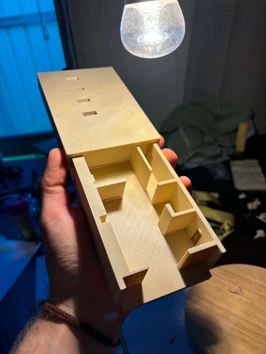 Backrooms Diorama – Unheimliche Horror Kulisse für Sammler und Fans
