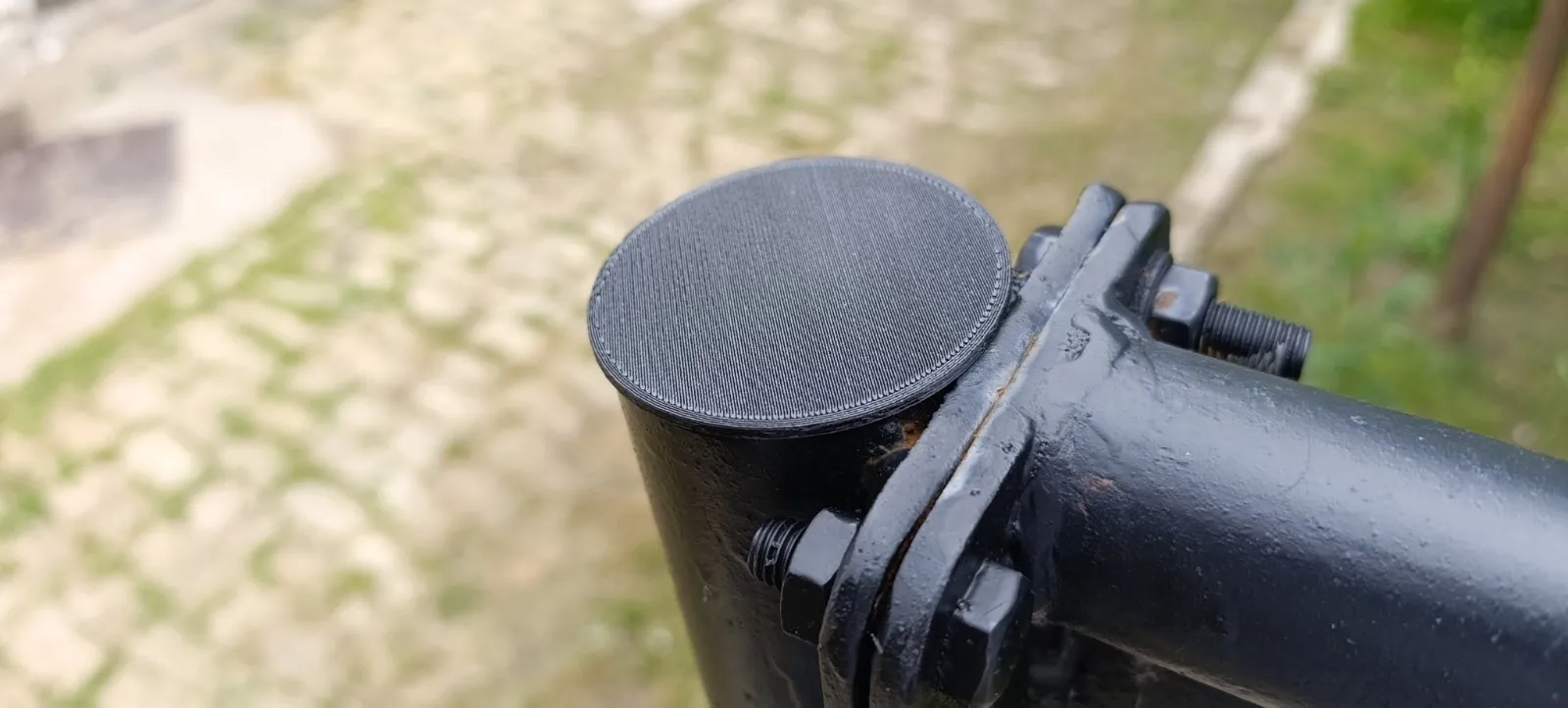 Rohrkappe 52 mm mit versteckter Belüftung für Stahlrohre