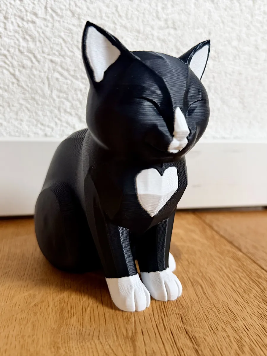 Low Poly Katze – Moderne Design Skulptur