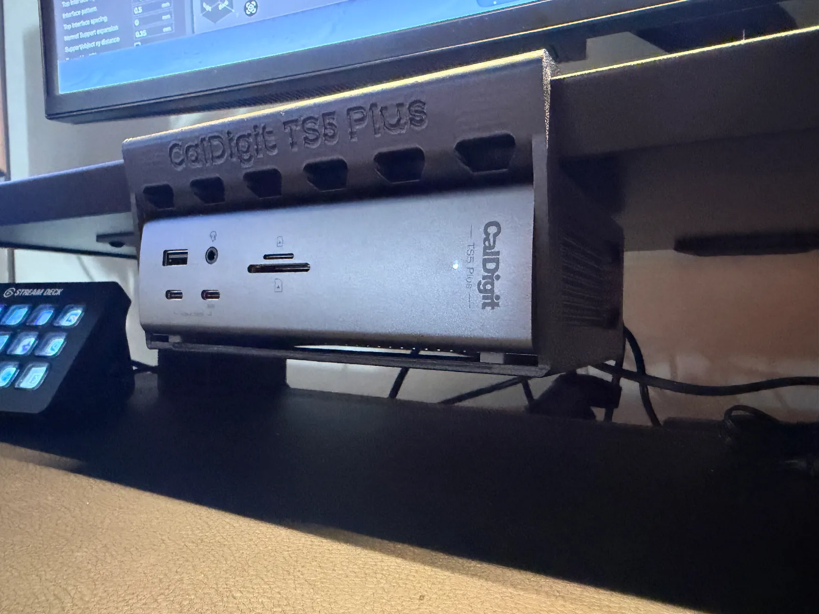 Dockingstation Gehäuse mit Tischhalterung für CalDigit TS5 Plus
