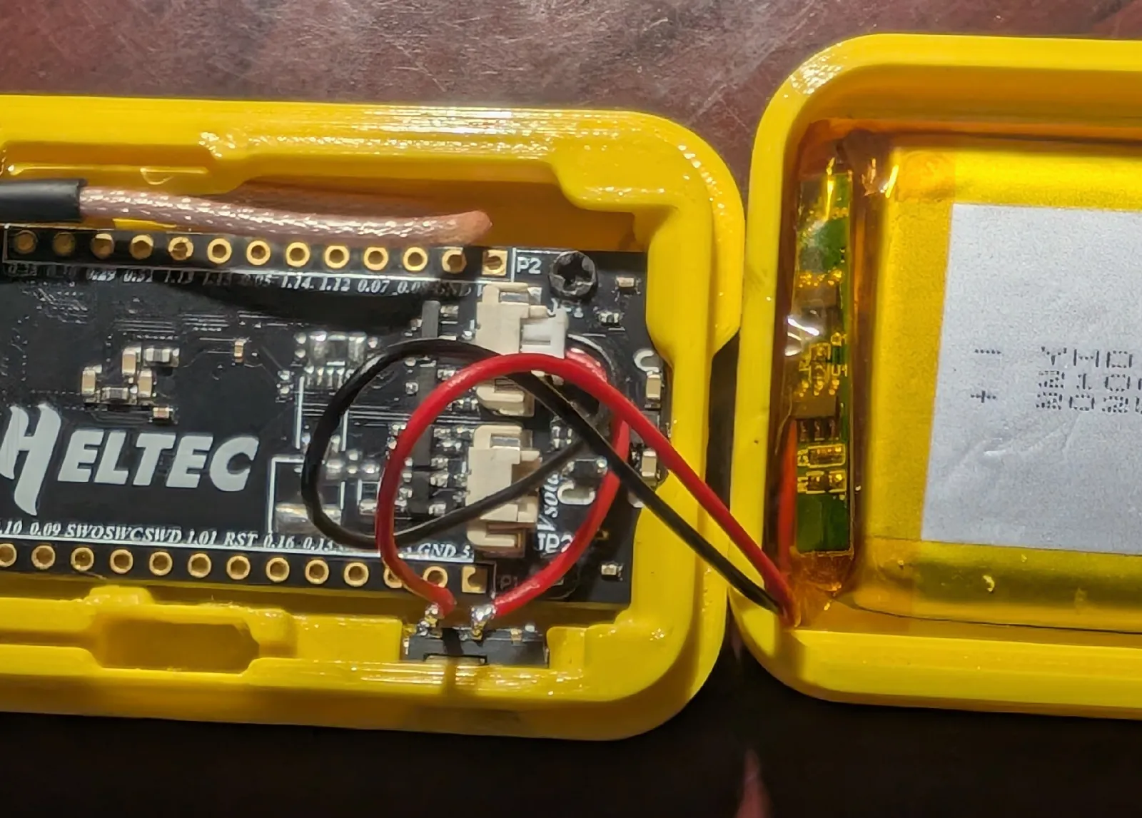 Elektronik Gehäuse Front mit Schalteraufnahme