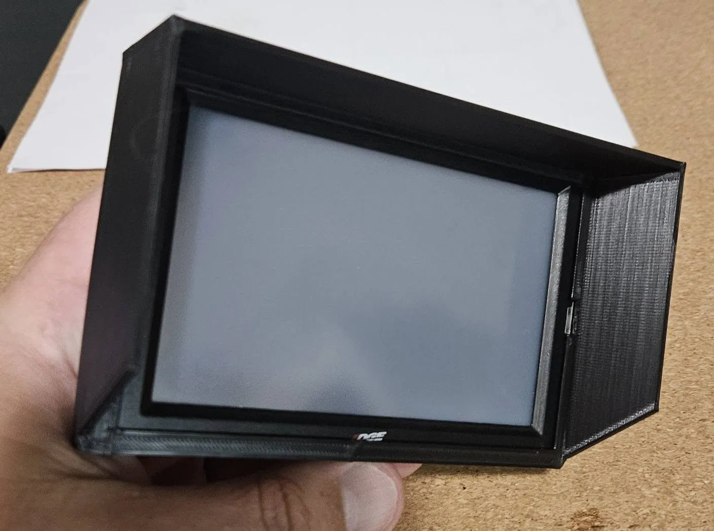 Sonnenblende für Fahrzeugmonitor