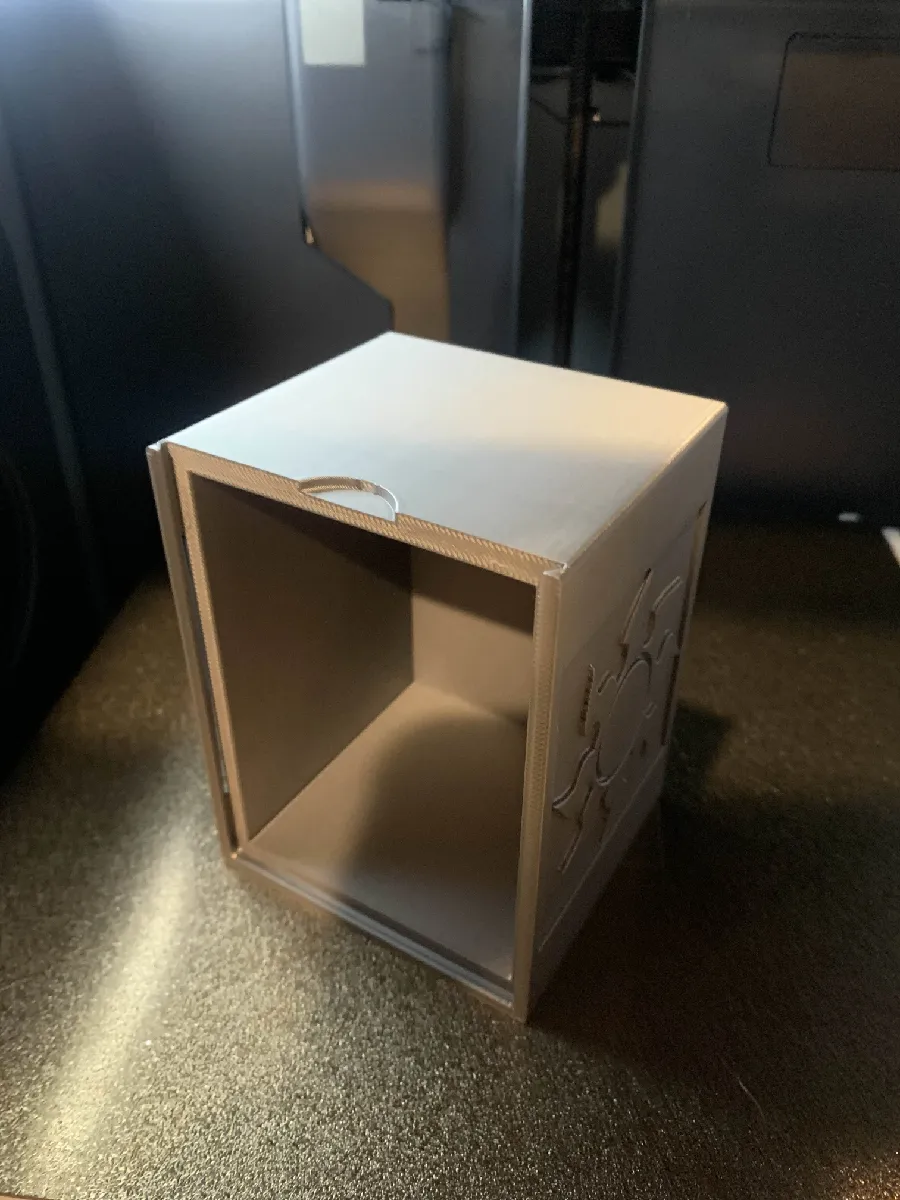 MTG Deckbox – White Mana Edition - image4 MTG Deckbox – White Mana Edition – Bild 4