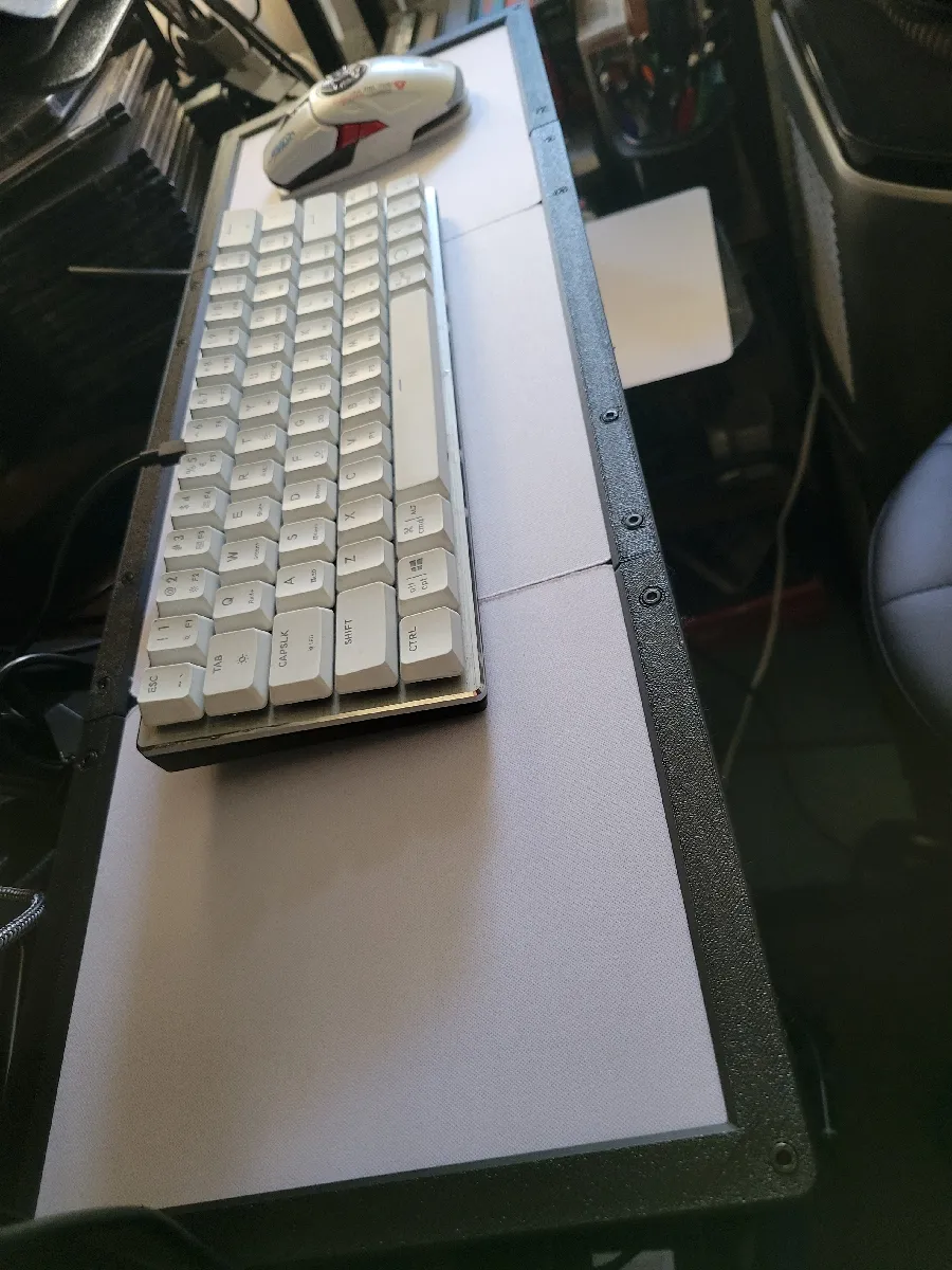 Tastaturablage-Klemmhalterung für Schreibtische - image7 Tastaturablage-Klemmhalterung für Schreibtische – Bild 7