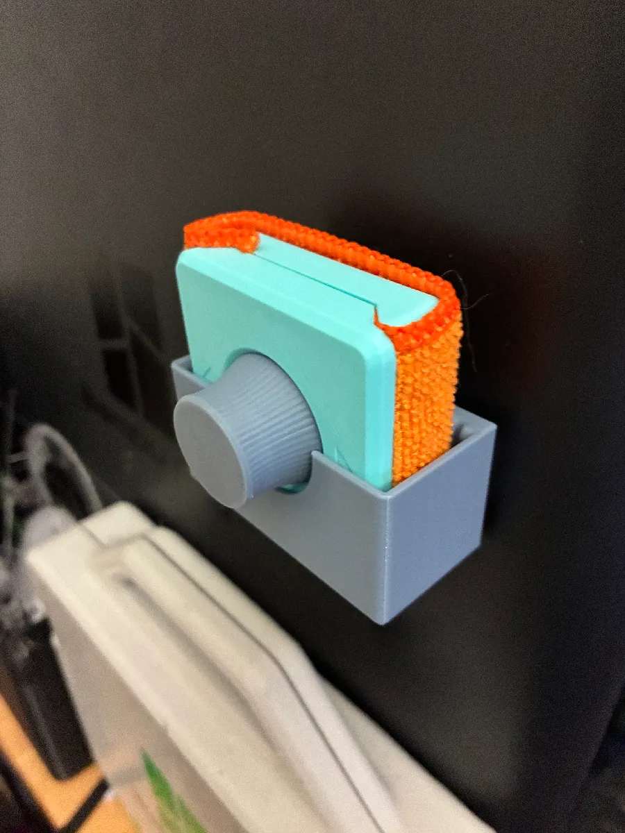 Magnetischer Halter für Build-Plate-Reiniger