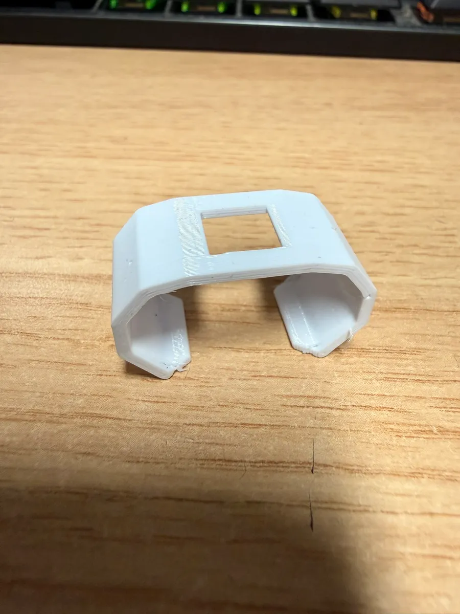 Schutzclip für Taschenlampen Bedientasten