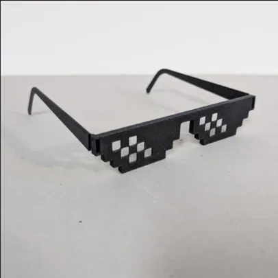 Pixel Sonnenbrille für Kostüm und Dekoration - image6 Pixel Sonnenbrille für Kostüm und Dekoration – Bild 6