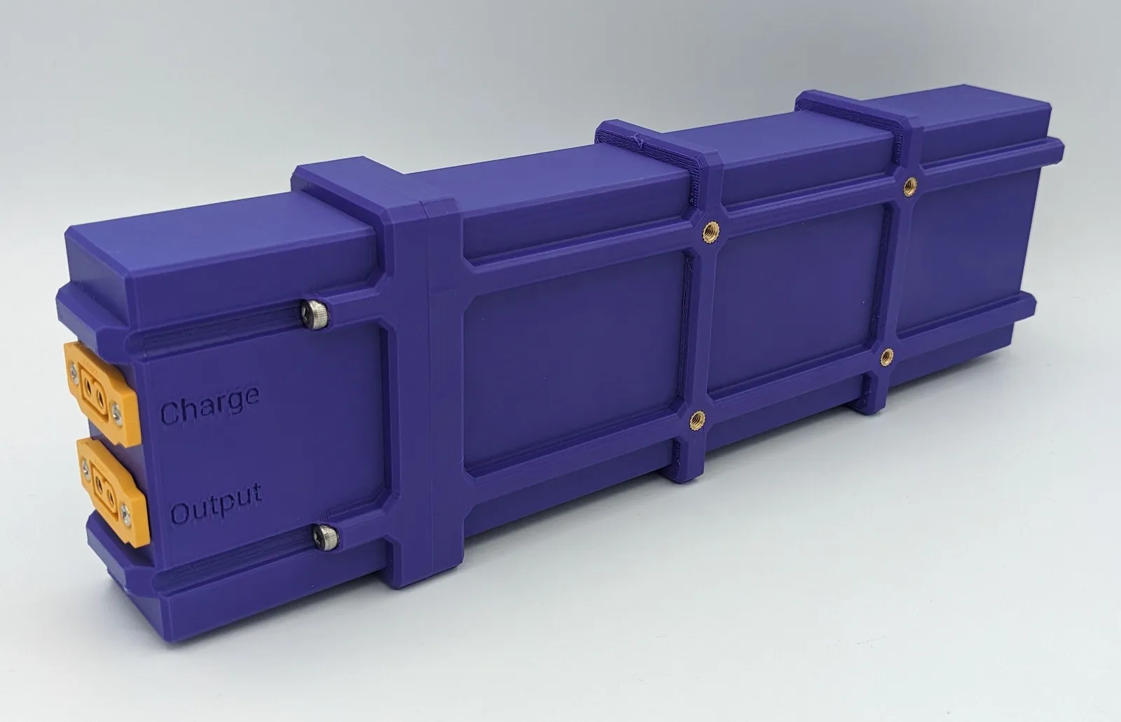 Robuste 18650 Akku-Box für 14 Zellen