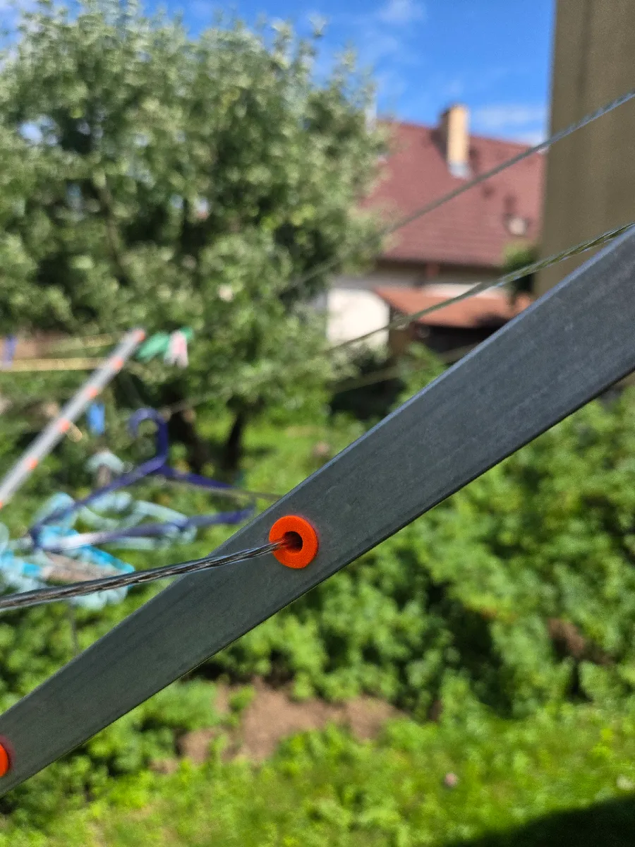 Durchführungstülle für Wäschespinne Kabelschutz