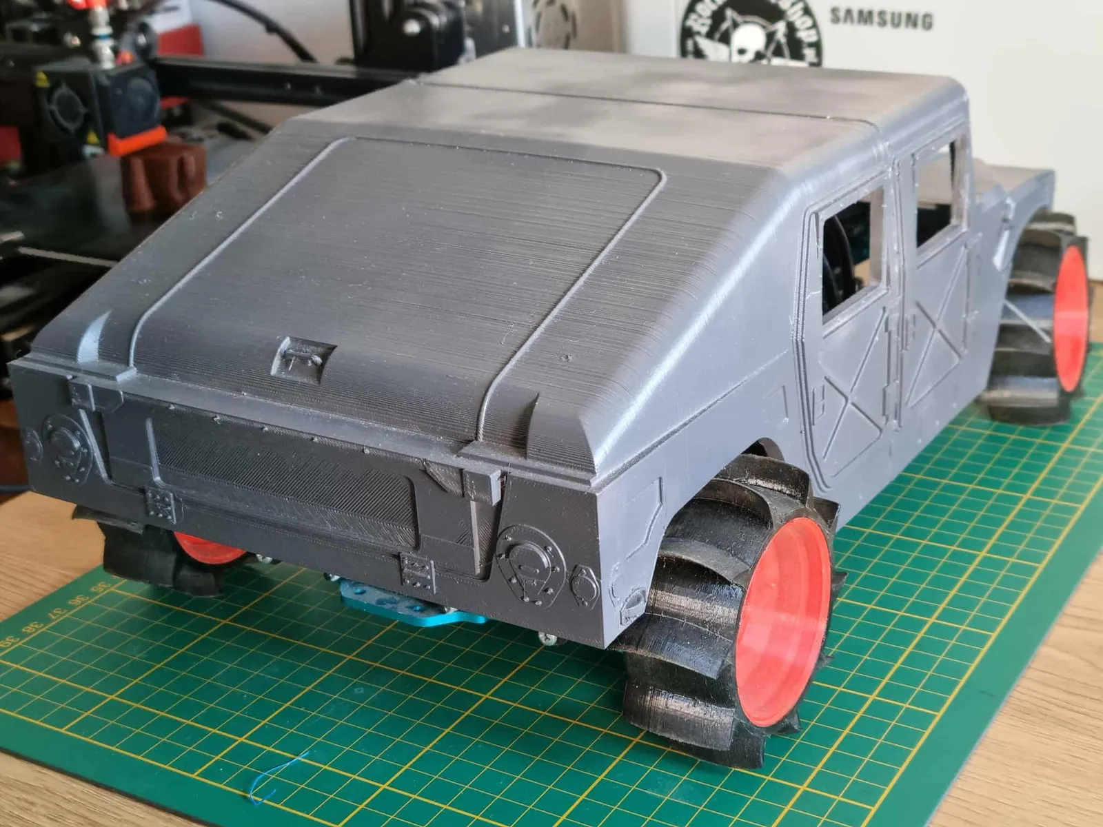 RC Fahrzeugkarosserie im Geländewagen Stil - image3 RC Fahrzeugkarosserie im Geländewagen Stil – Bild 3