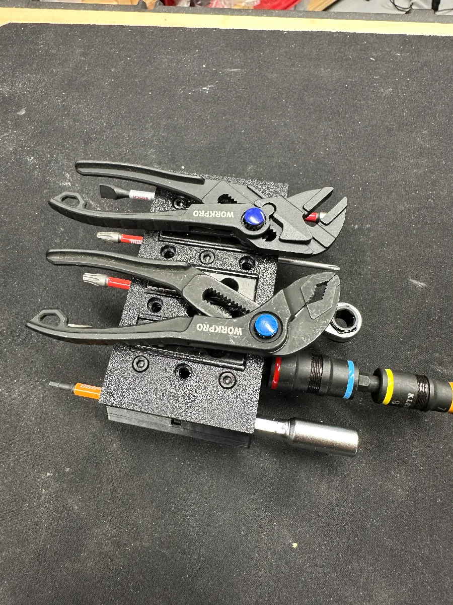 Modularer Bit und Schraubenhalter