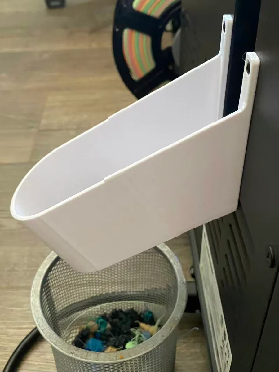 Flashforge AD5X Filament-Abfallrutsche (Poop Chute)