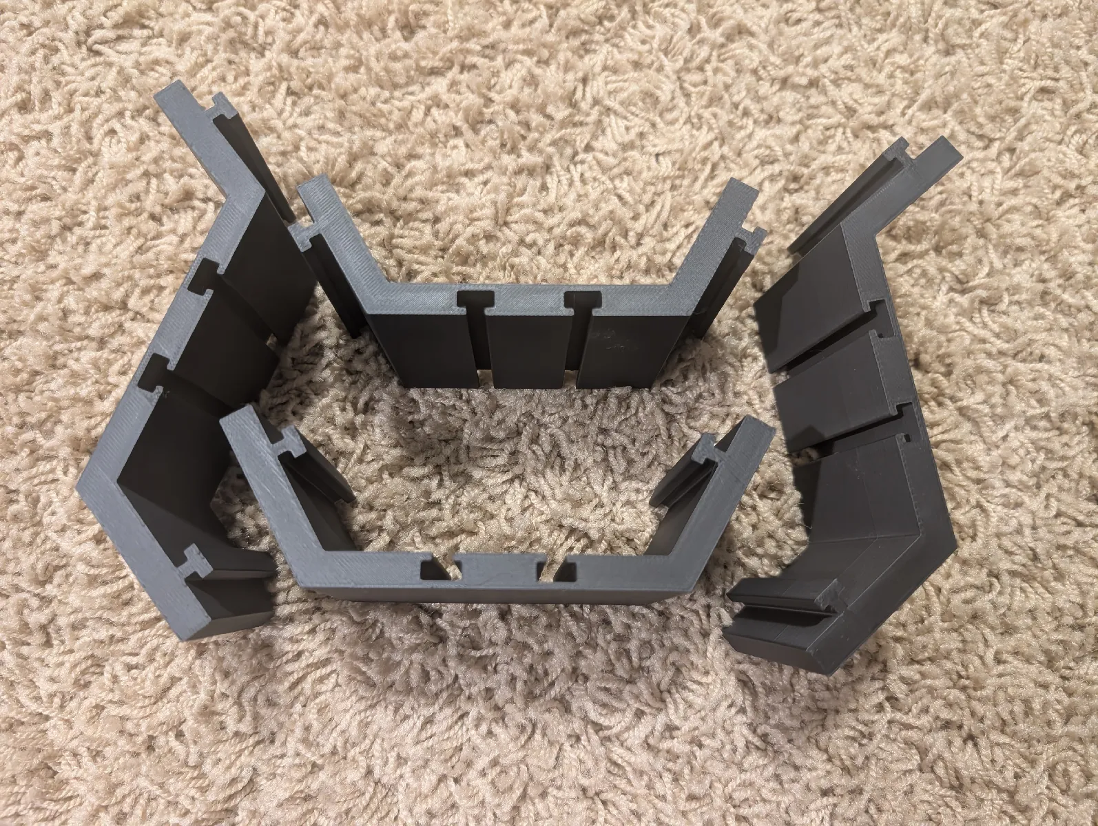 Hexagon Regal Randabdeckung